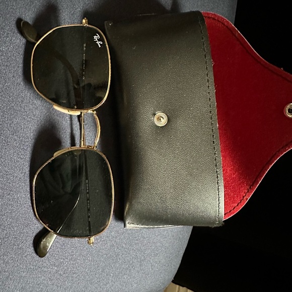 Ray-Ban Gold Frame Sunglasses with Dark Lenses